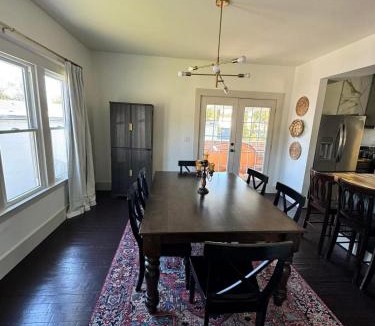 Jeffersontown Villa | The Jtown Villa