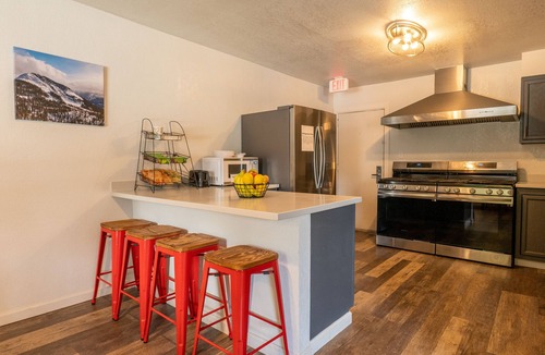 Durango Hotel | The Junction Hotel and Hostel
