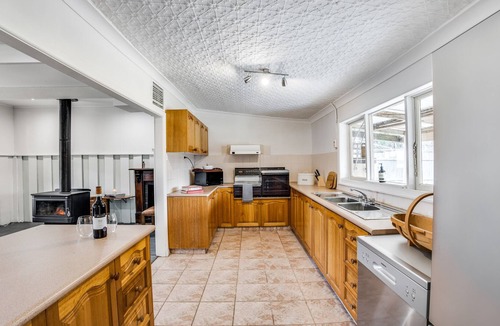 Galambine House | The Junction Inn