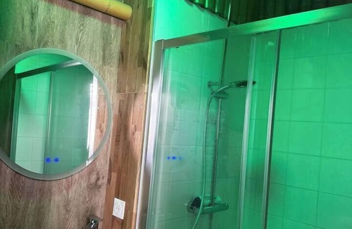 Moulins Apartment | The jungle apartment