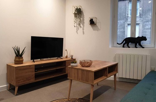 Pamiers Apartment | The Jungle