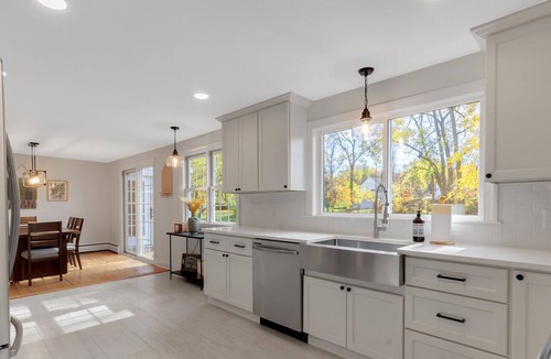 Clarence House | The Juniper Home | Centrally located | 3bed 2bath