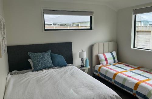 Whitianga House | The Keenans