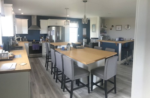 St. Vincent's-St. Stephen's-Peter's River Bed & Breakfast | The Keeper's Kitchen B&B