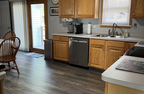 North East House | The Keithley Housenn