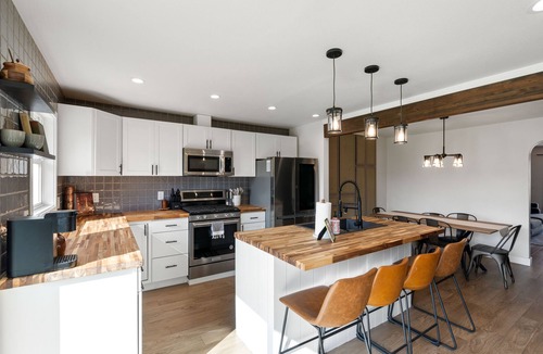 Keizer House | The Keizer Craftsman