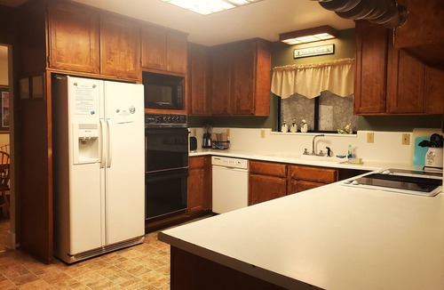 Wolf Creek Cabin | The Kelly Lodge