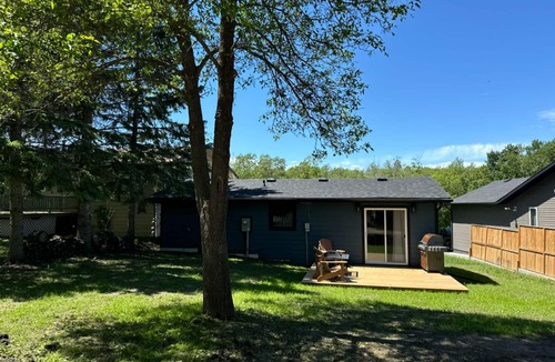 Kenosee Lake House | The Kenosee House