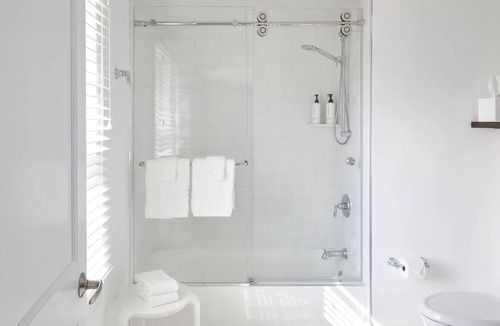 Kent Hotel | The Kent Collection - The Firefly Inn
