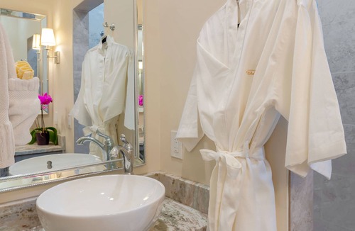 Old Town Bed & Breakfast | The Kenwood Inn