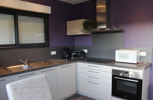 Sartilly-Baie-Bocage Cottage | The key to vacations. Wood-frame gîte.