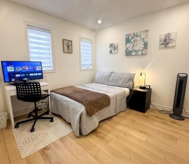 Oshawa House | The Khan Villa