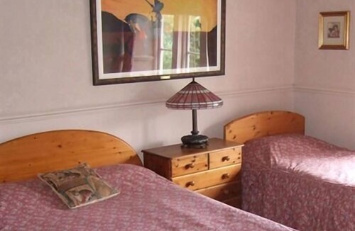 Hayfield Bed & Breakfast | The Kinder Lodge