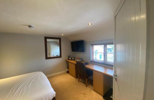 East Malling and Larkfield Hotel | The King and Queen