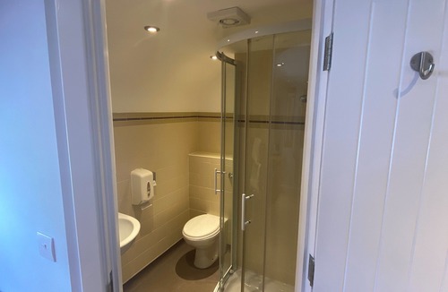 East Malling and Larkfield Hotel | The King and Queen