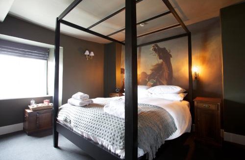 Didmarton Hotel | The Kings Arms