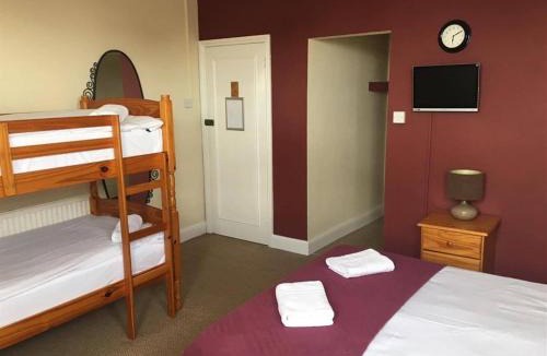 Ealing Bed & Breakfast | The Kings Arms