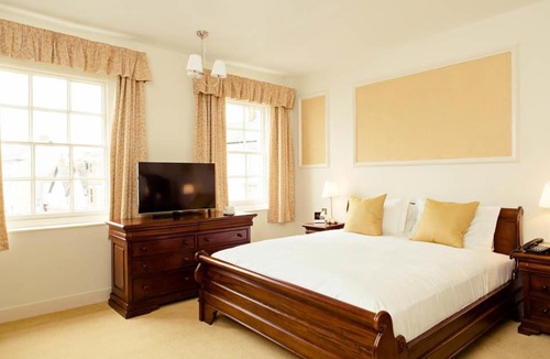 Bicester Hotel | The Kings Arms Hotel