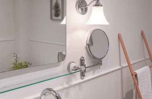 Whiteparish Bed & Breakfast | The Kings Head