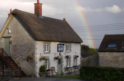 Kingsdon Hotel | The Kingsdon Inn