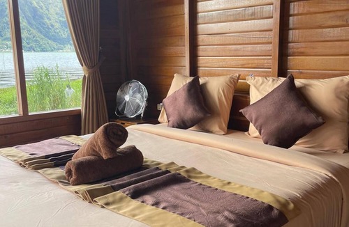 Toya Bungkah Cabin | The Kintamani Villas Tepi Danau and Natural Hot Spring