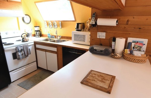 Yachats House | The Kite - Comfortable Yachats Home