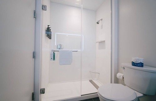University City Hotel | The Knight Center at Washington University