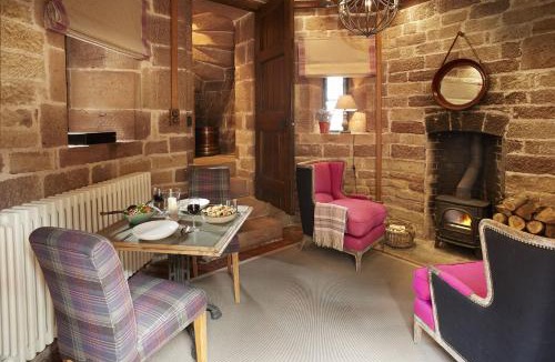 Weston Under Lizard House | The Knoll Tower