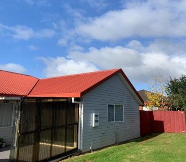 Pukekohe House | The Kosy Kennel