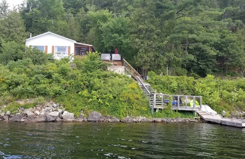 La Peche Cottage | The Kubo Chalet