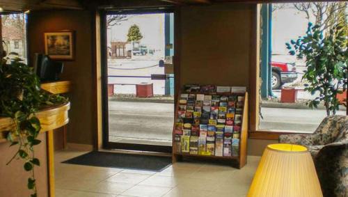 La Grande Hotel | The La Grande Inn