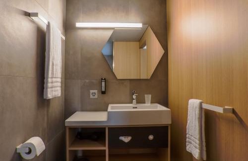 Durrenast Hotel | The Lab Hotel & Apartments
