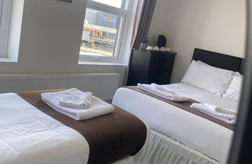 Portsmouth Bed & Breakfast | The Lady Hamilton B&B