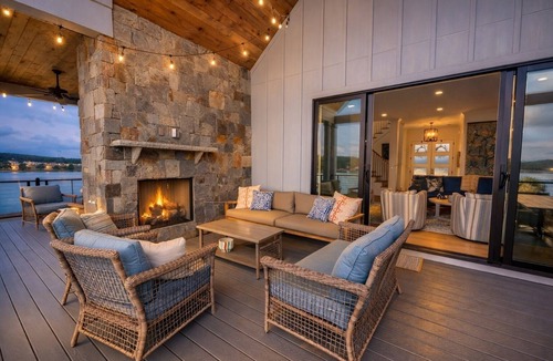 Seneca House | The Lake Haus on Keowee