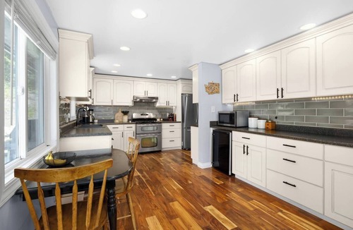 Newport House | The Lake House at Sacheen