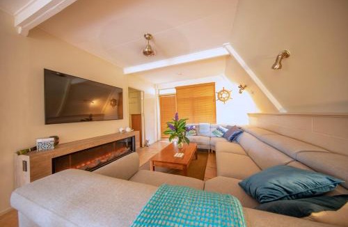 Yungaburra House | The Lake House