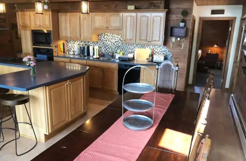 Schroon Lake House | “The Lake house” Private BEACH; SLEEPS 16!