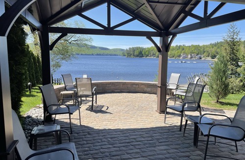 Schroon Lake House | “The Lake house” Private BEACH; SLEEPS 16!