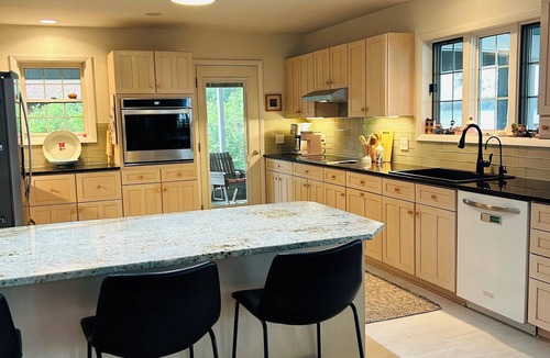 Bremen House | The Lake House