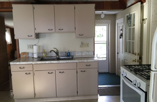 Durhamville Cottage | The Lake House