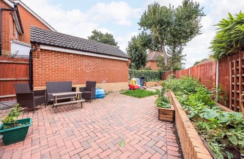 Becontree Apartment | The Lake Hub