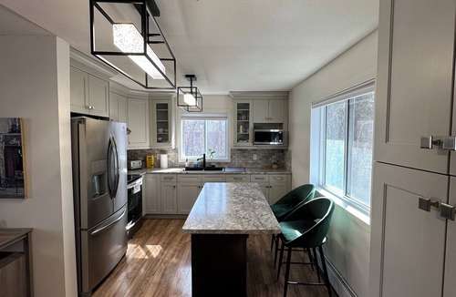Little Bullhead House | The Lake Villa (family-friendly or pet-friendly).