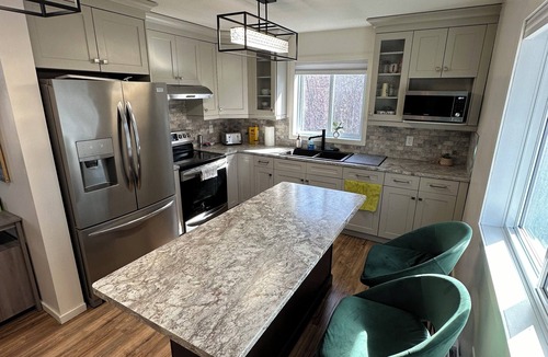 Little Bullhead House | The Lake Villa (family-friendly or pet-friendly).