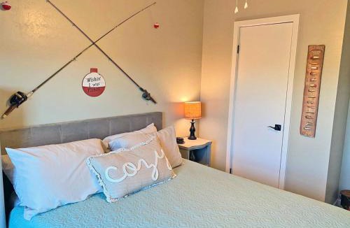 Roosevelt House | The Lakehouse - A Peaceful Escape