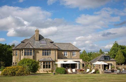 Lechlade Hotel | The Lakes By YOO