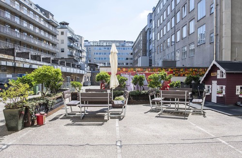 København V Apartment | The Lakes Studio by Daniel & Jacob's