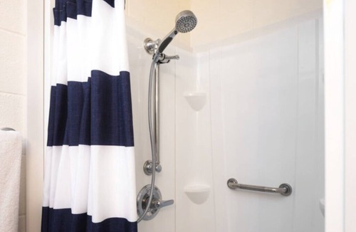 Tow Apartment | The Lakeside Studio 4