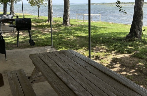 Tow Apartment | The Lakeside Studio 5