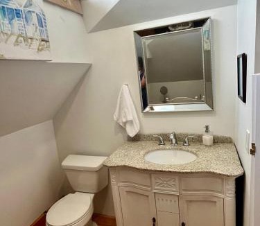 Port Colborne House | The Lakeview Loft