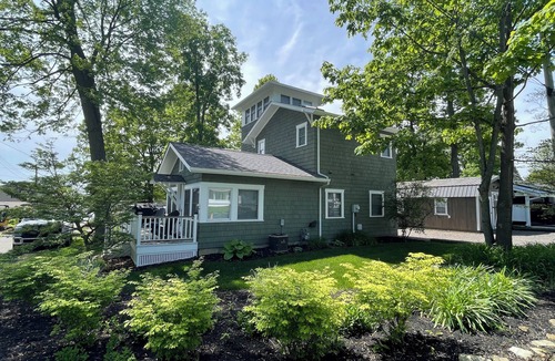 Lakeview House | The Lakeview Retreat